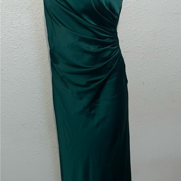 GORGEOUS ONE SHOULDER SATIN GOWN HOLIDAYS BRIDESMAIDS PROM - Picture 3 of 5